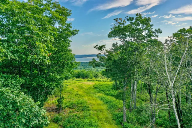 $1,500,000 | Lot 26 Mariners Watch Road, Northport, ME 04849