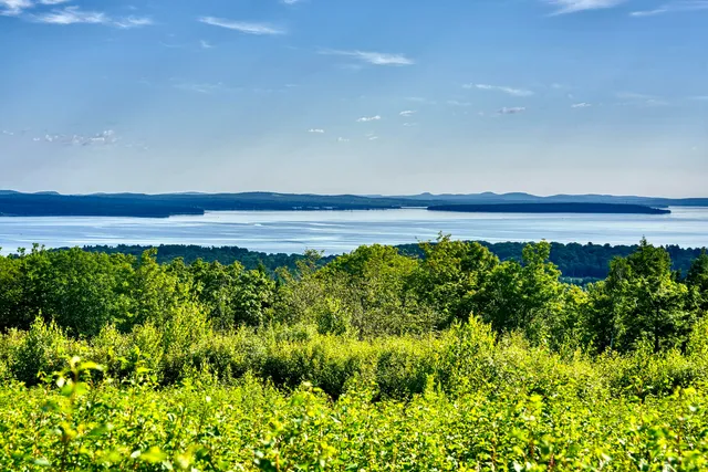 $1,500,000 | Lot 26 Mariners Watch Road, Northport, ME 04849