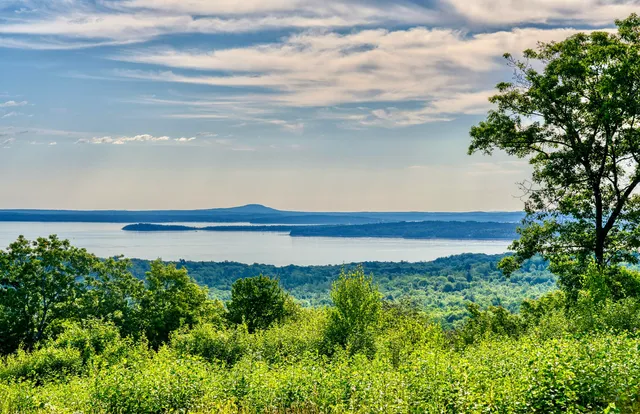$1,500,000 | Lot 26 Mariners Watch Road, Northport, ME 04849