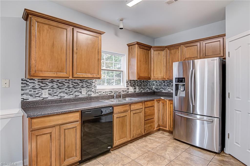 873 Hedgepath Terrace High Point, NC 27265 - Photo 18 of 41 Gallery Image 18