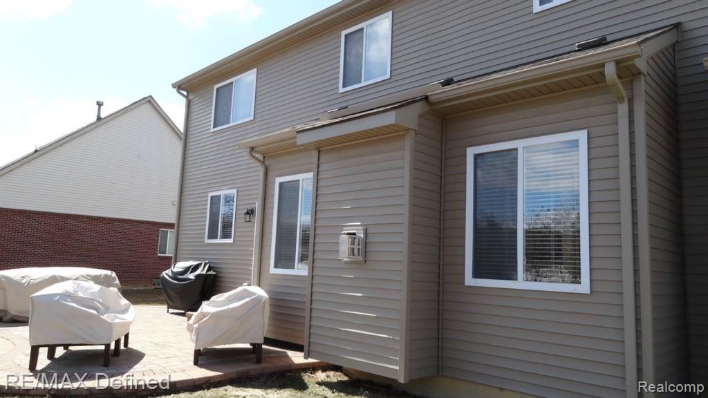 3254 Fantail Drive Rochester, MI 48309 - Photo 6 of 46 Rear view of 3254 Fantail