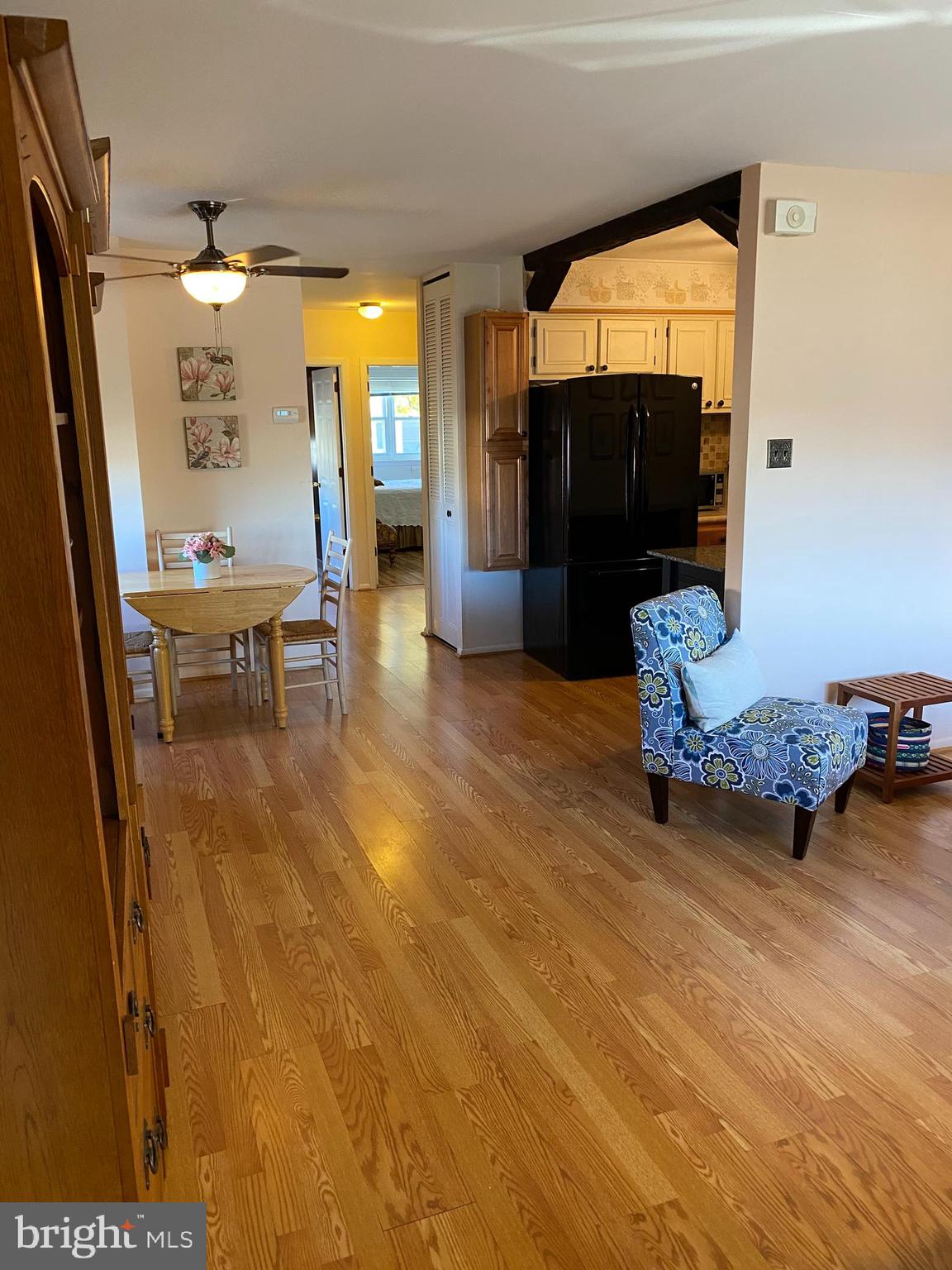 3881 Fairdale Road Philadelphia, PA 19154 - Photo 6 of 27 Dining Area