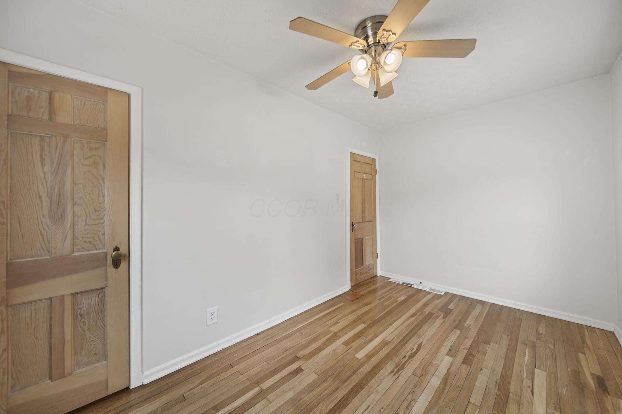 873 Timberman Road Columbus, OH 43212 - Photo 19 of 31 Bedroom 2