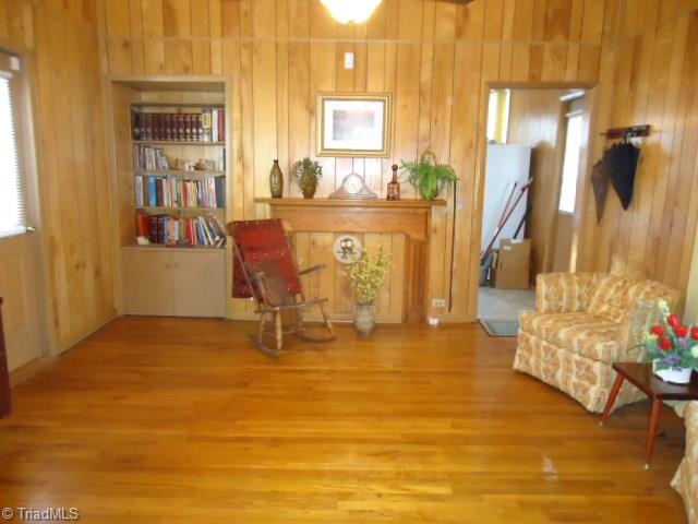 7815 Summerfield Road Summerfield, NC 27358 - Photo 7 of 30 Gallery Image 7