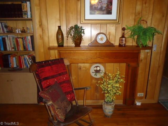 7815 Summerfield Road Summerfield, NC 27358 - Photo 9 of 30 Gallery Image 9