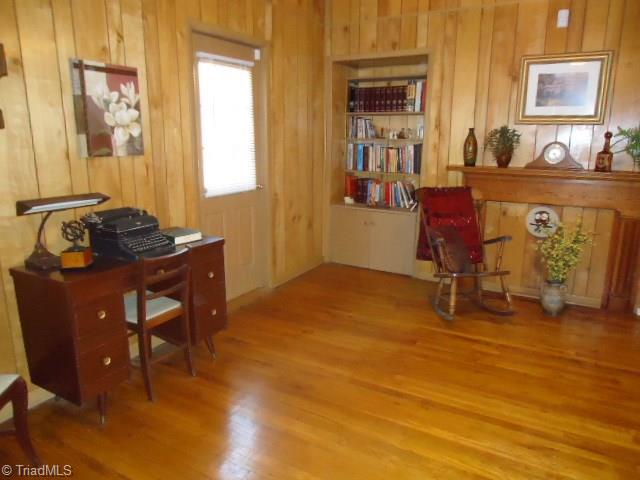 7815 Summerfield Road Summerfield, NC 27358 - Photo 10 of 30 Gallery Image 10