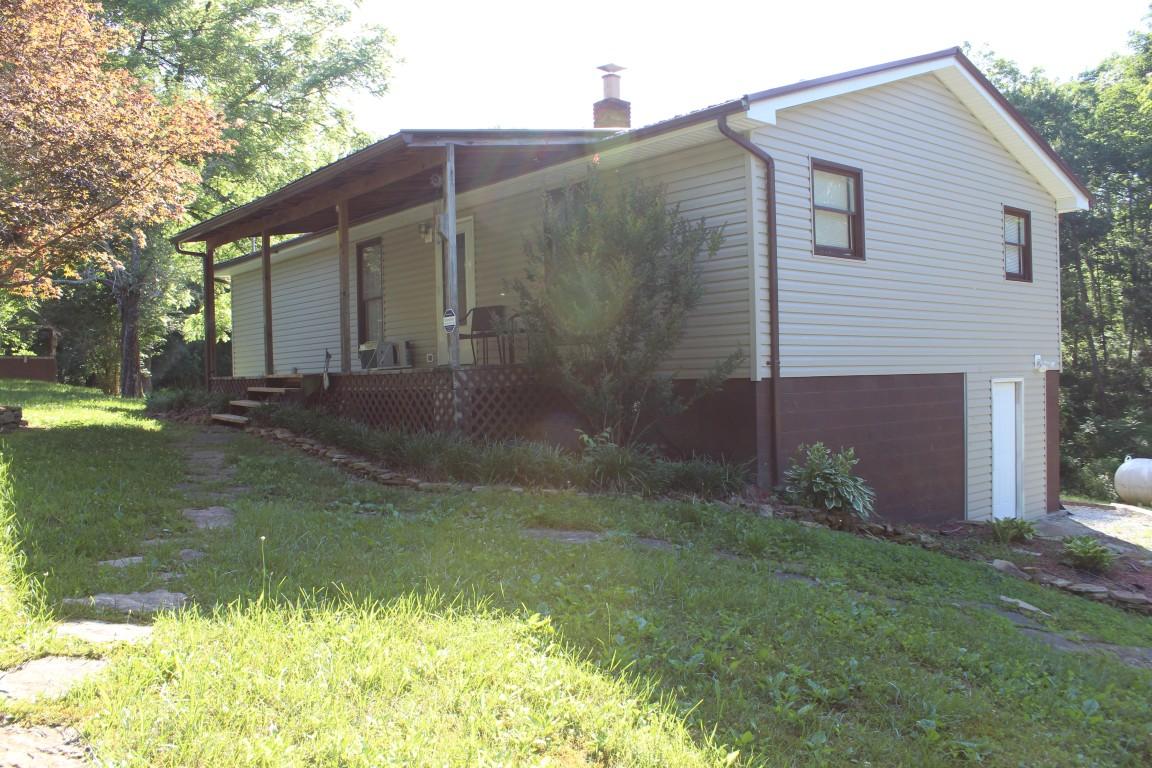 2822 Shut In Gap Road Spring City, TN 37381 - Photo 2 of 53 2822 Shut In Gap-exterior 001 (Medium)
