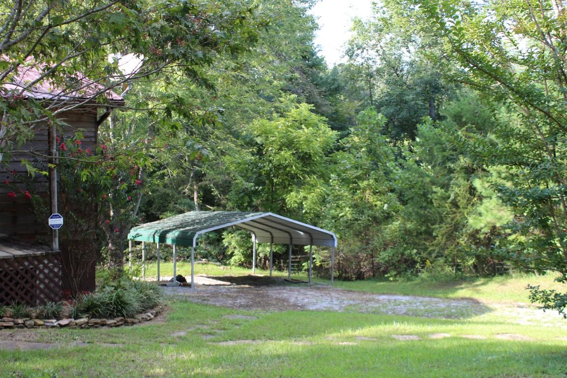 2822 Shut In Gap Road Spring City, TN 37381 - Photo 24 of 53 carport