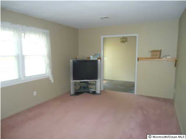 2549 Summit Road Manasquan, NJ 08736 - Photo 4 of 11 Additional Photo