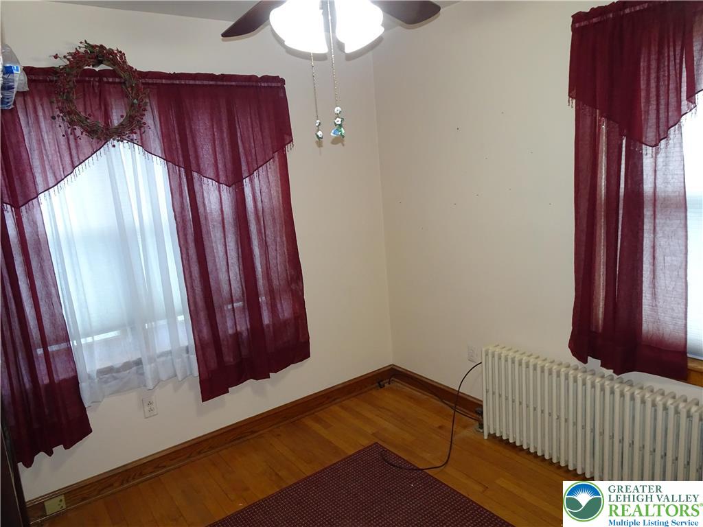 2012 Kemmerer Street Bethlehem, PA 18017 - Photo 14 of 25