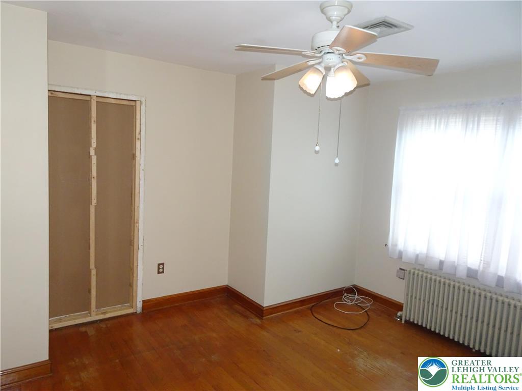 2012 Kemmerer Street Bethlehem, PA 18017 - Photo 16 of 25