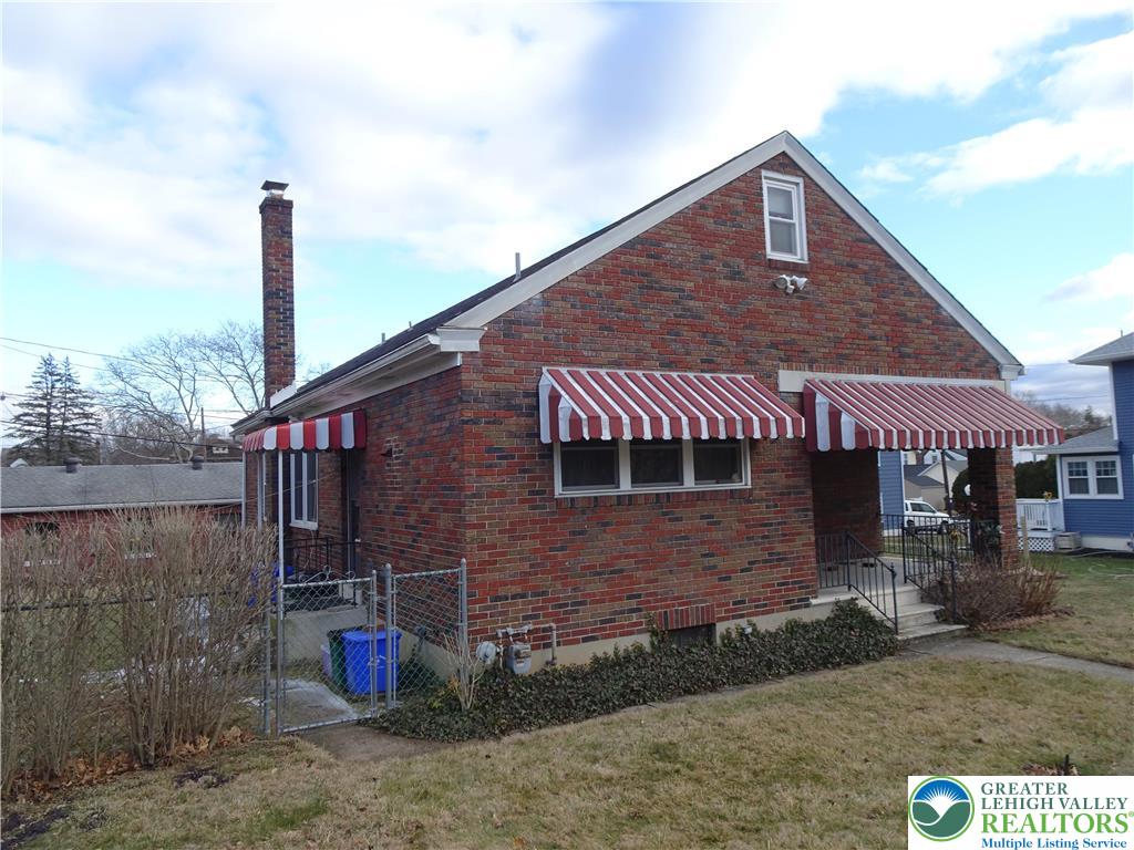 2012 Kemmerer Street Bethlehem, PA 18017 - Photo 2 of 25