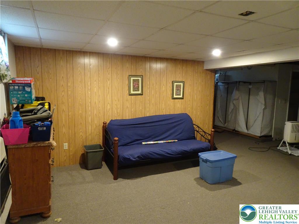 2012 Kemmerer Street Bethlehem, PA 18017 - Photo 22 of 25