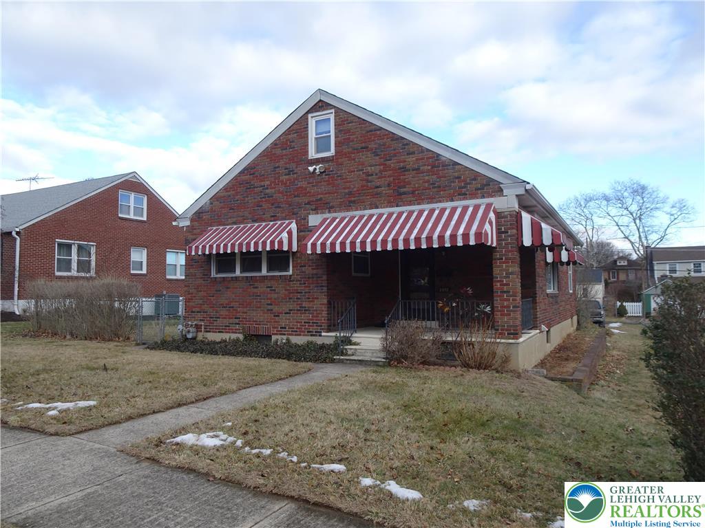 2012 Kemmerer Street Bethlehem, PA 18017 - Photo 3 of 25