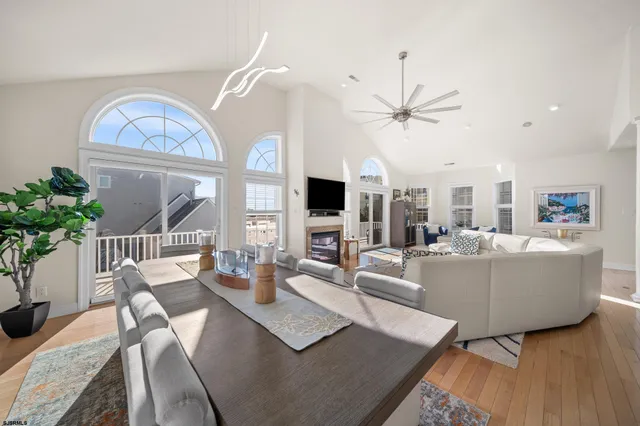 $1,899,000 | 310 Rainbow Drive, Brigantine, NJ 08203