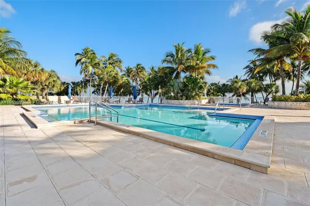$1,550,000 | 1 Grove Isle Drive, Unit A1106, Miami, FL 33133