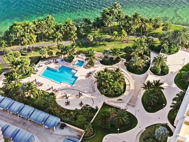 $1,550,000 | 1 Grove Isle Drive, Unit A1106, Miami, FL 33133