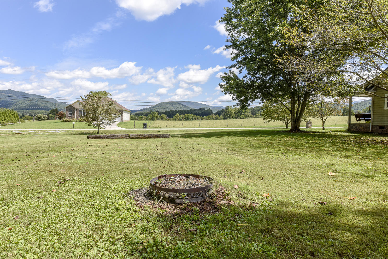 134 Myers Road Townsend, TN 37882 - Photo 3 of 15 _DSC6119