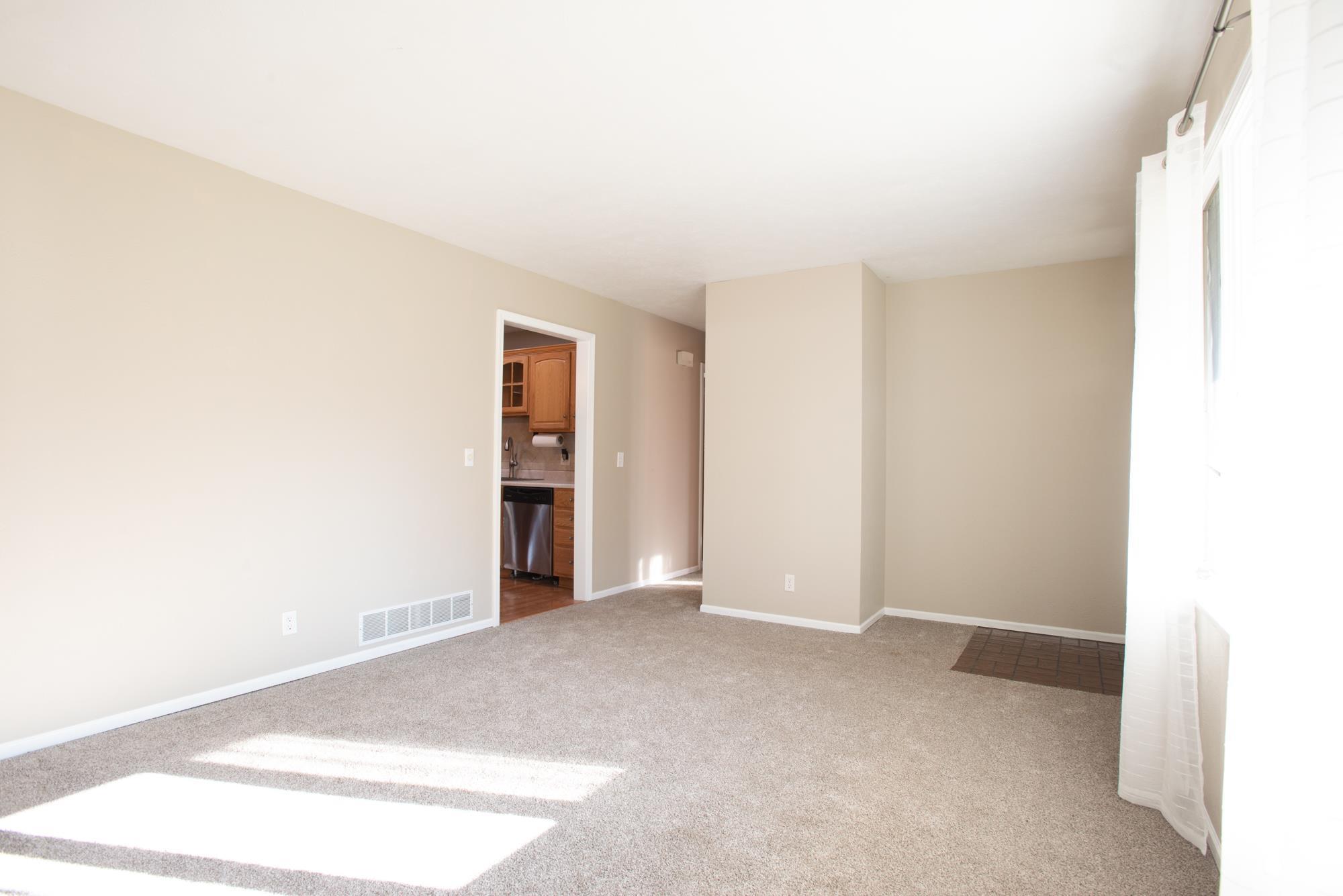 20383 Brick Road South Bend, IN 46637 - Photo 5 of 16 Gallery Image 5