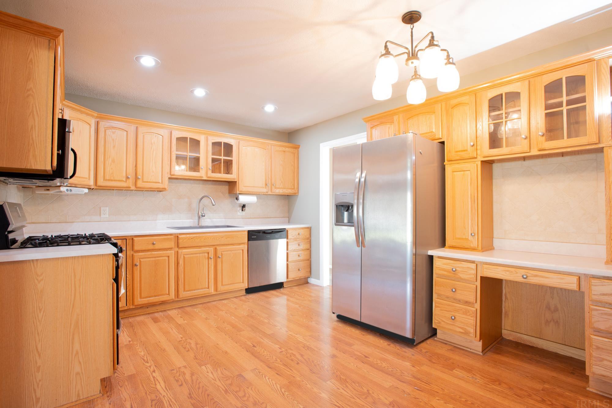 20383 Brick Road South Bend, IN 46637 - Photo 6 of 16 Gallery Image 6