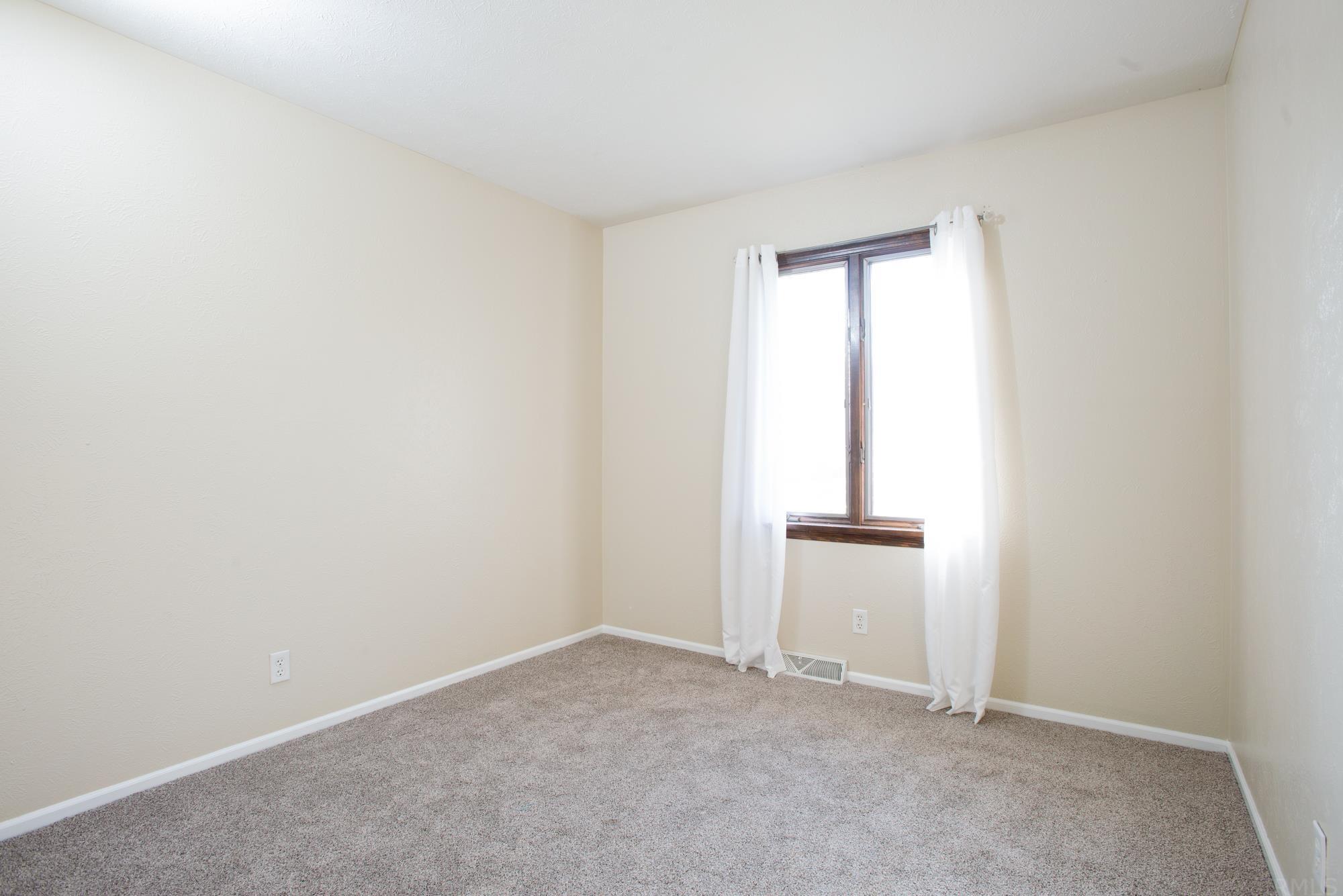20383 Brick Road South Bend, IN 46637 - Photo 10 of 16 Gallery Image 10