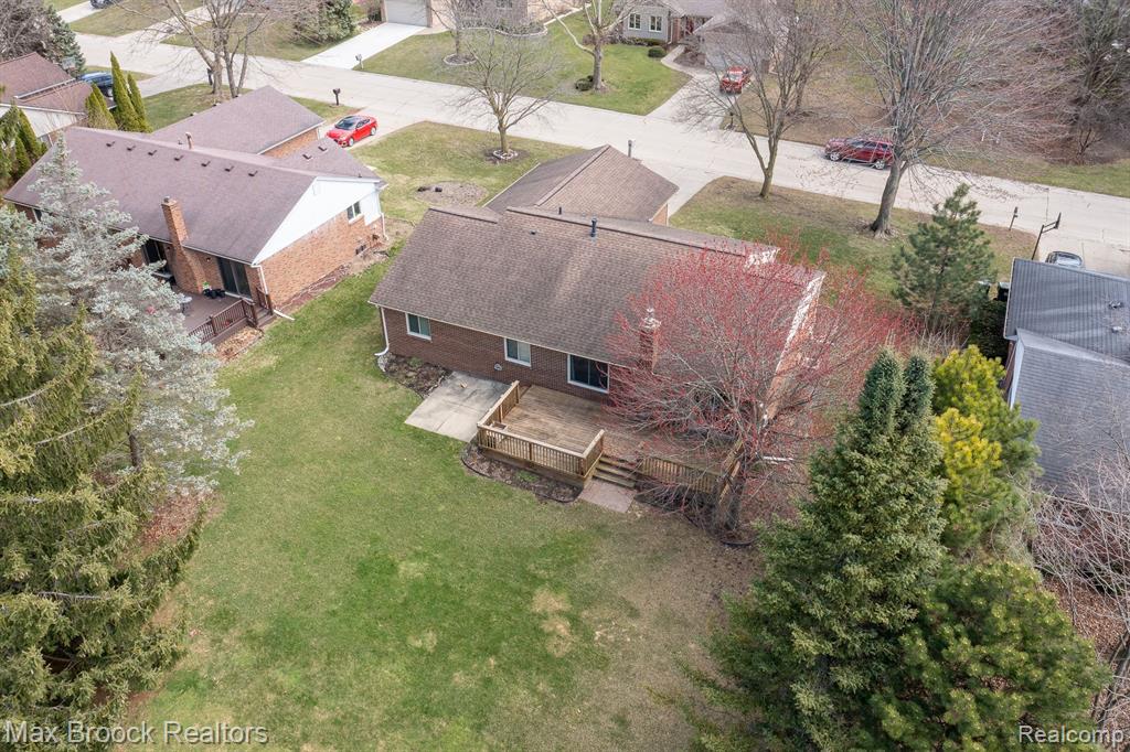 2232 Warrington Road Rochester Hills, MI 48307 - Photo 45 of 51
