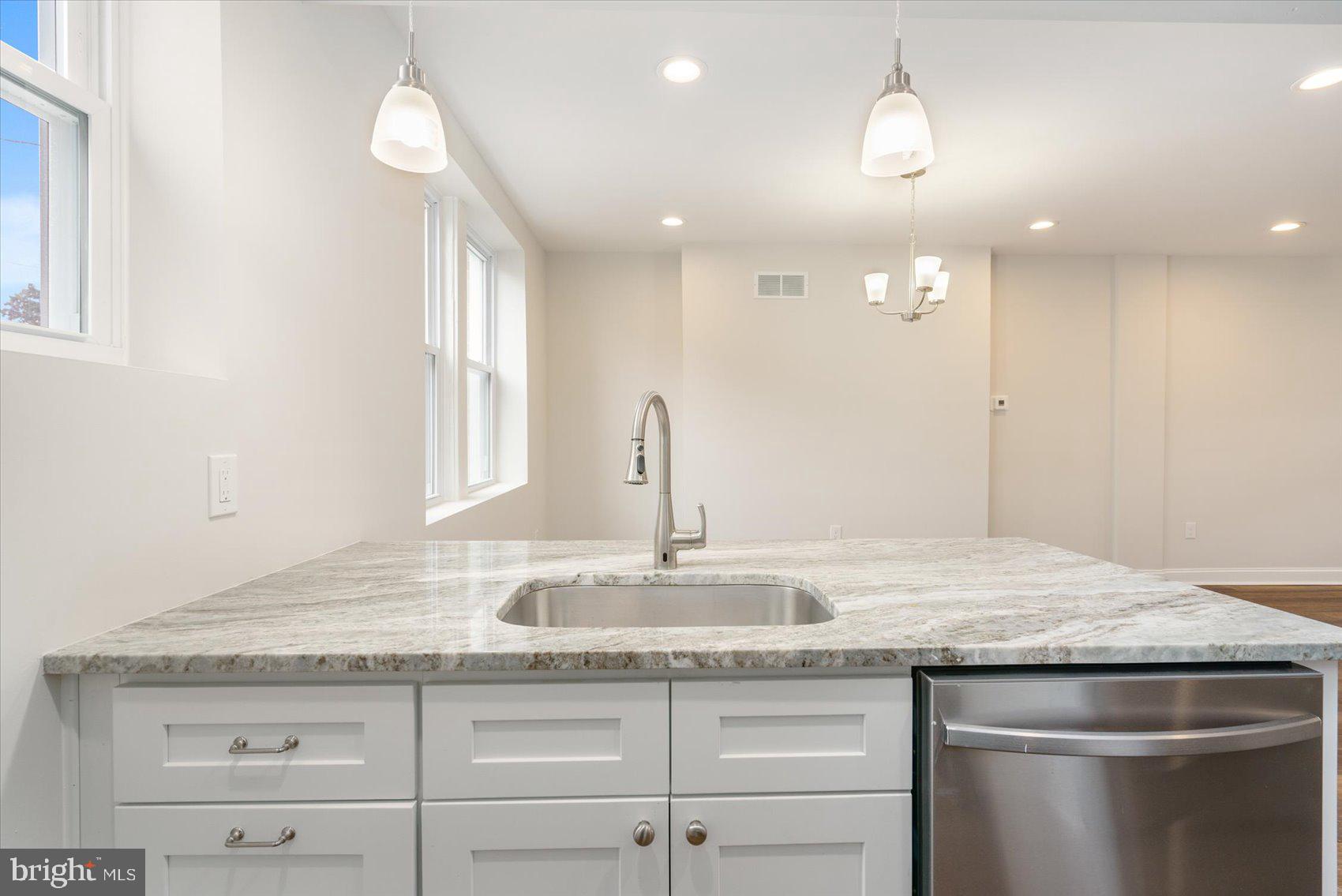 6764 Woodley Road Baltimore, MD 21222 - Photo 17 of 37 Gallery Image 17