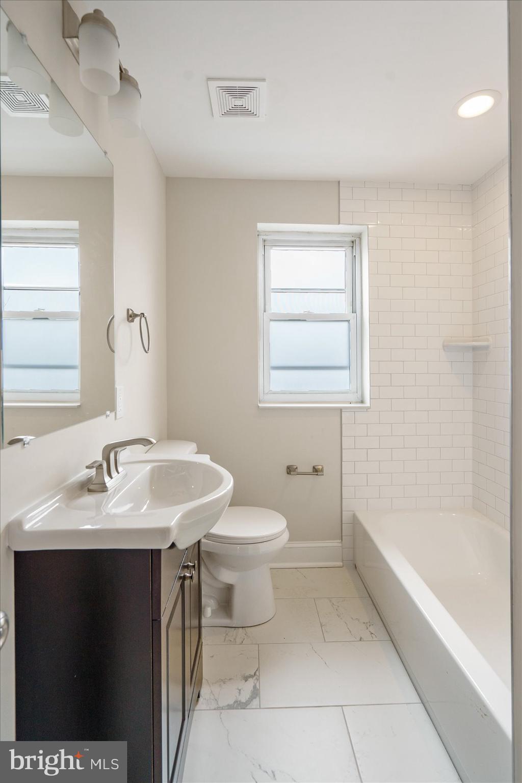 6764 Woodley Road Baltimore, MD 21222 - Photo 33 of 37 Gallery Image 33