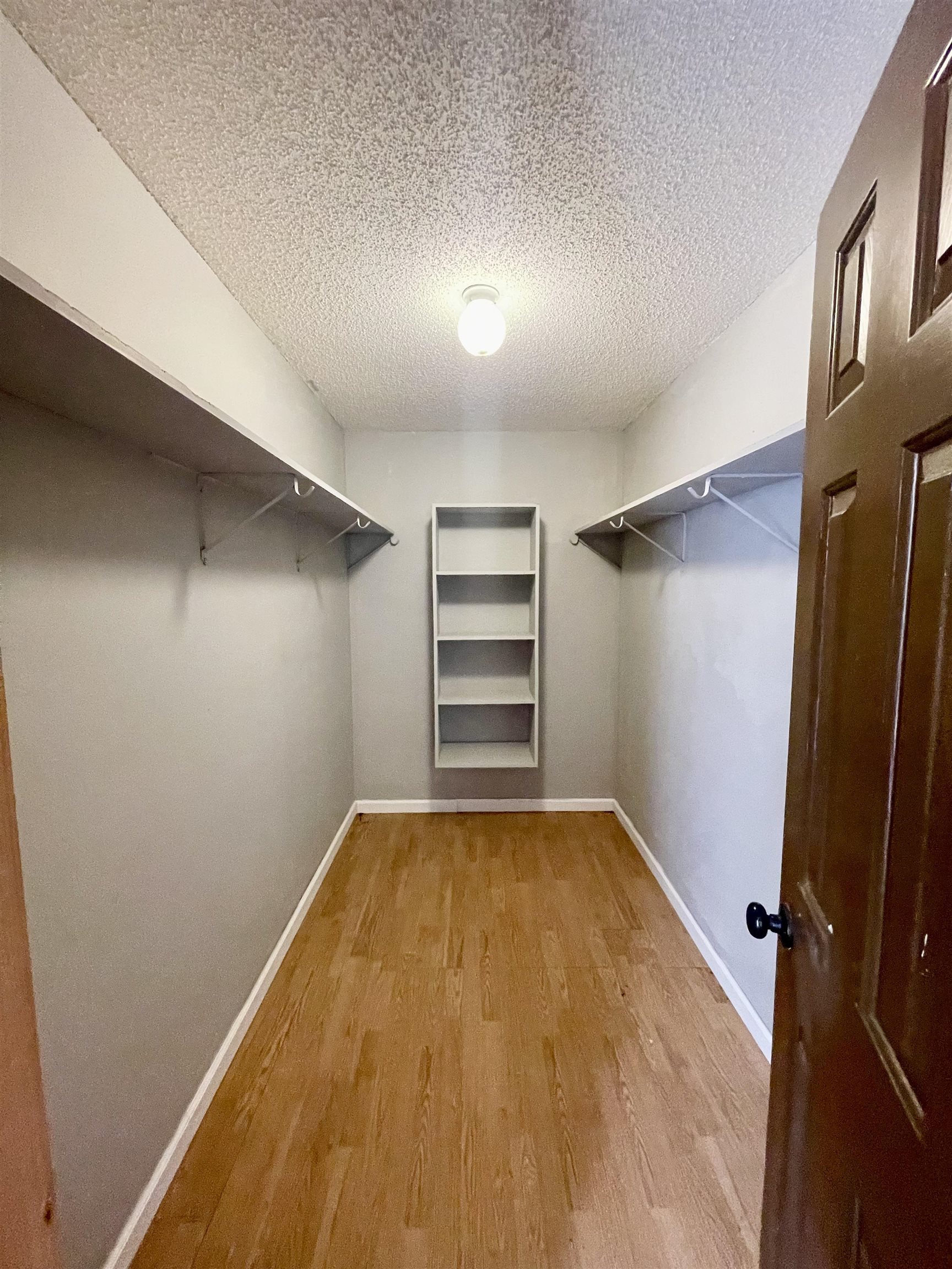 26 Cr 341 Road Iuka, MS 38852 - Photo 9 of 21 a view of empty room with wooden floor