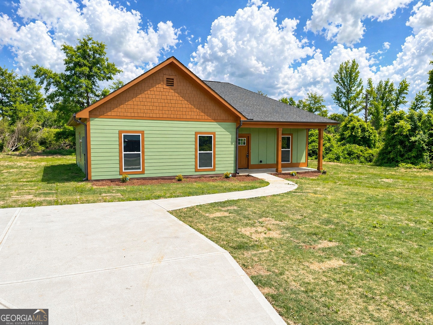 7 Green Road Griffin, GA 30224 - Photo 2 of 29