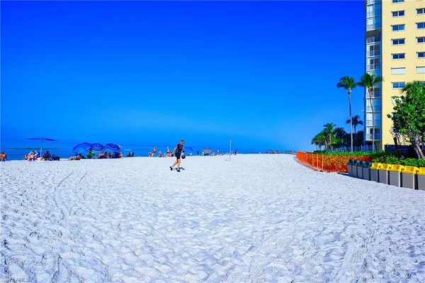 $7,500 | 613 Beachwalk Circle, Unit J 203, Naples, FL 34108