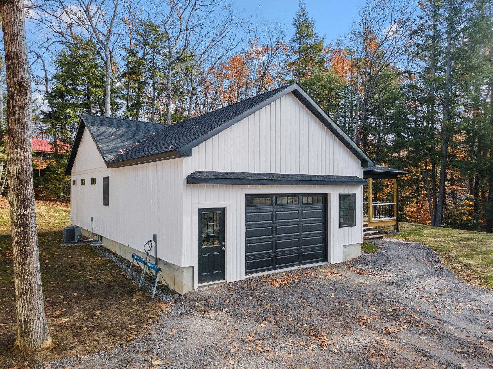 41 Circle Point Road Sanbornton, NH 03269 - Photo 2 of 39