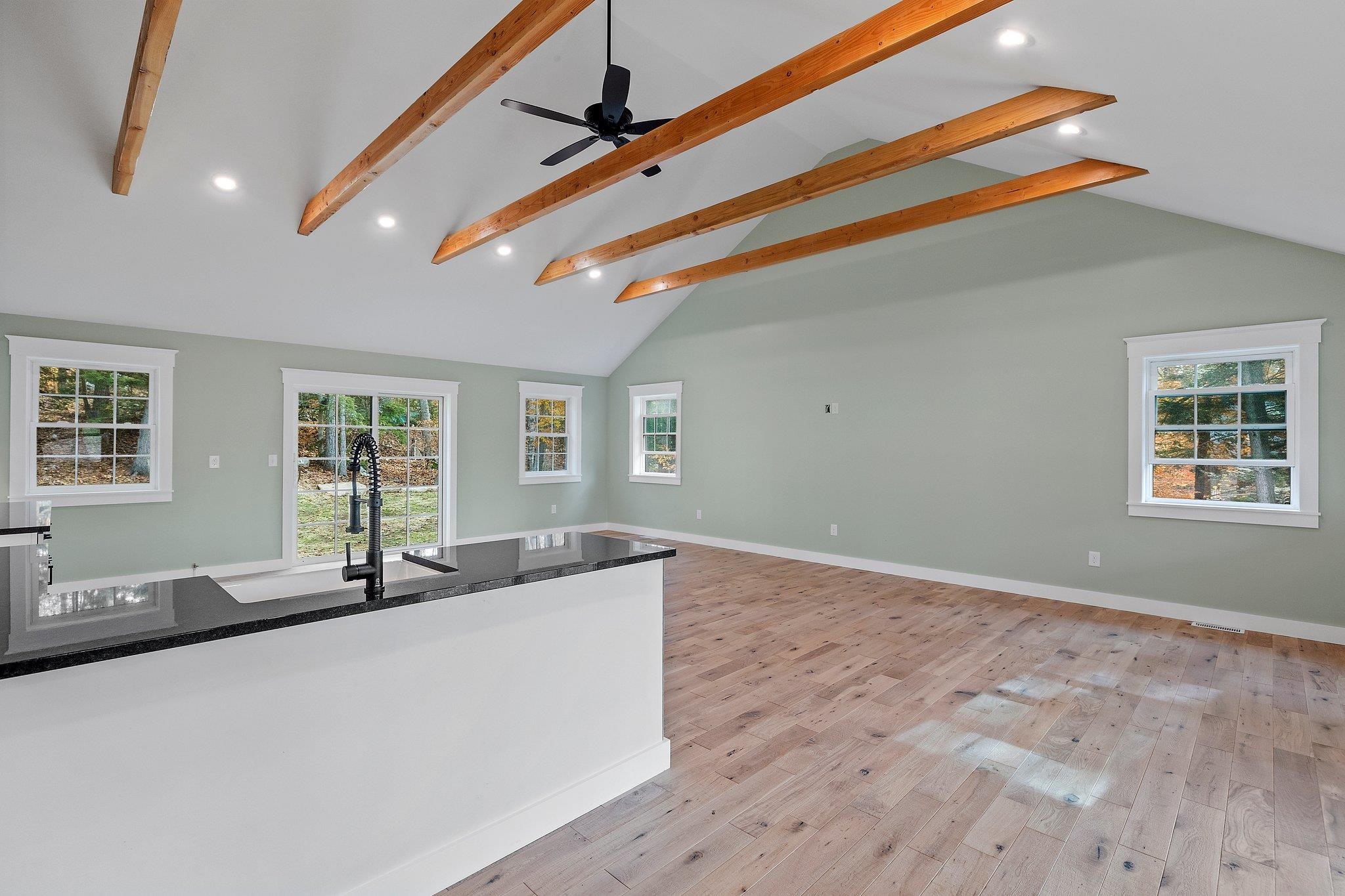 41 Circle Point Road Sanbornton, NH 03269 - Photo 8 of 39