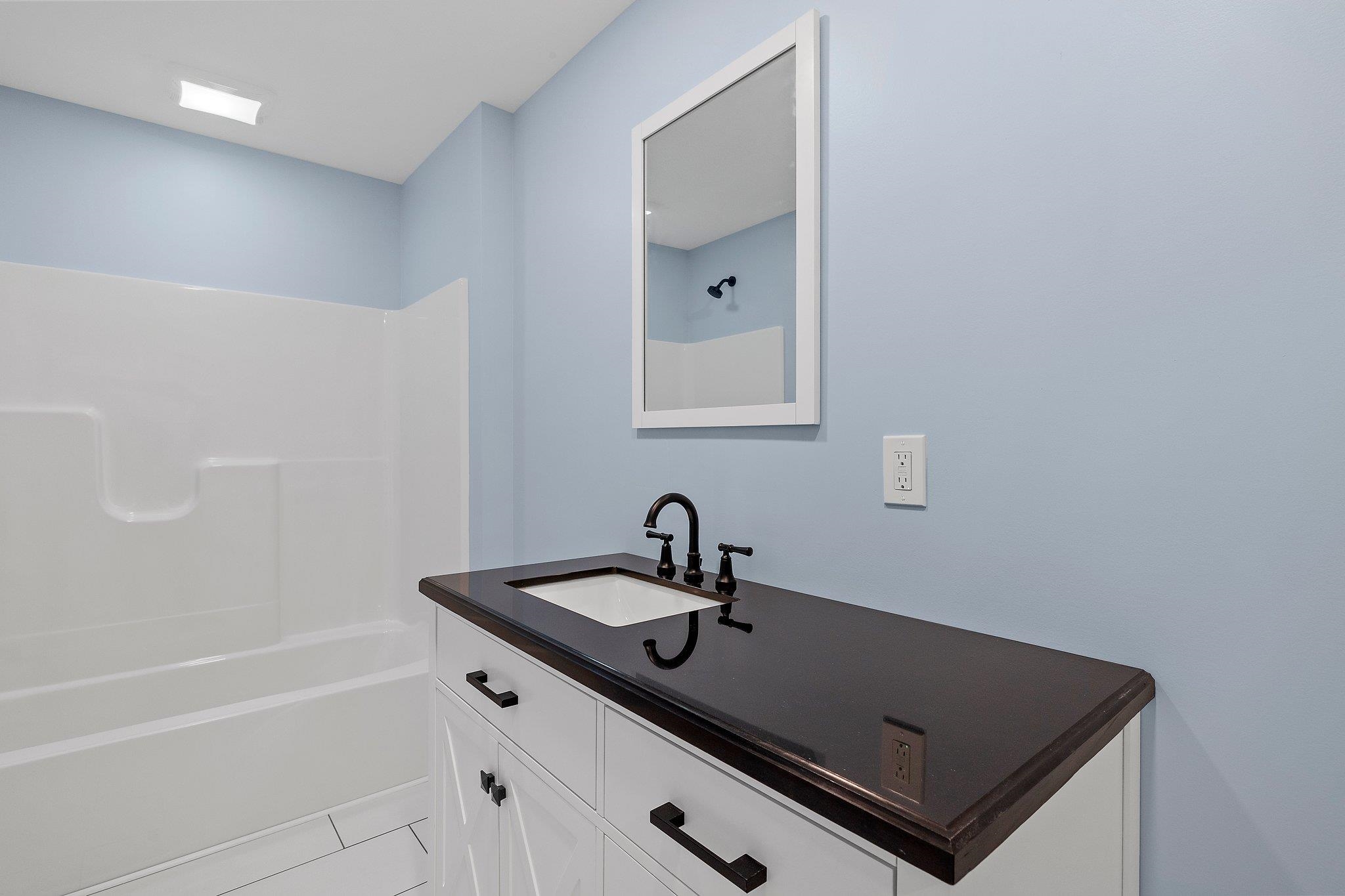 41 Circle Point Road Sanbornton, NH 03269 - Photo 10 of 39