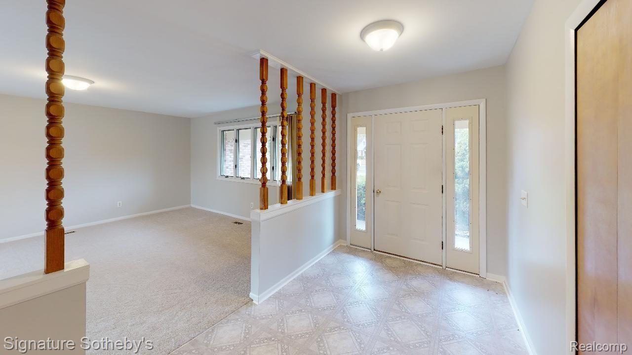 29453 Geraldine Road Farmington, MI 48336 - Photo 16 of 24 17.jpg