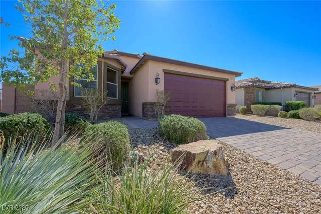 $424,500 | 2039 Port Royal Drive, Laughlin, NV 89029