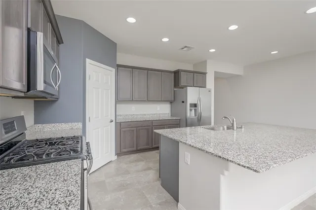 $424,500 | 2039 Port Royal Drive, Laughlin, NV 89029