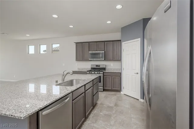 $424,500 | 2039 Port Royal Drive, Laughlin, NV 89029