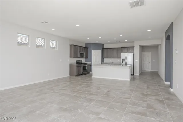 $424,500 | 2039 Port Royal Drive, Laughlin, NV 89029