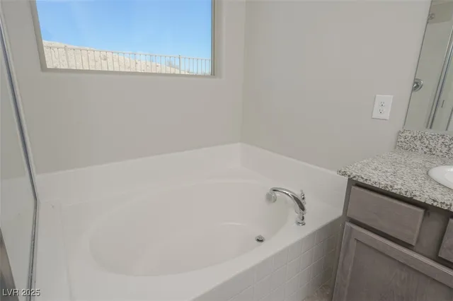 $424,500 | 2039 Port Royal Drive, Laughlin, NV 89029