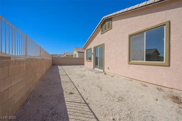 $424,500 | 2039 Port Royal Drive, Laughlin, NV 89029