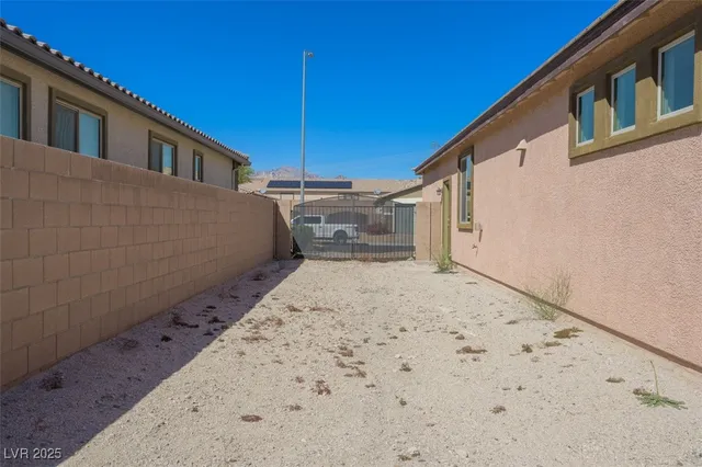 $424,500 | 2039 Port Royal Drive, Laughlin, NV 89029