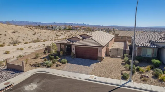 $424,500 | 2039 Port Royal Drive, Laughlin, NV 89029