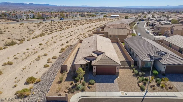 $424,500 | 2039 Port Royal Drive, Laughlin, NV 89029