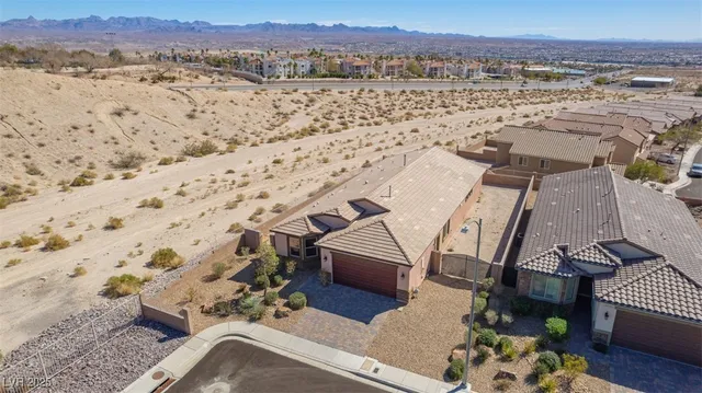 $424,500 | 2039 Port Royal Drive, Laughlin, NV 89029