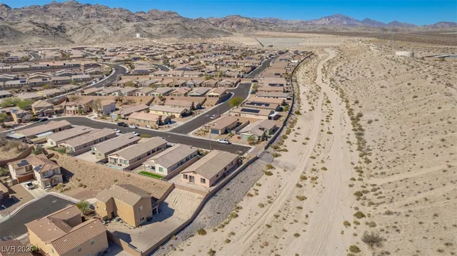 $424,500 | 2039 Port Royal Drive, Laughlin, NV 89029