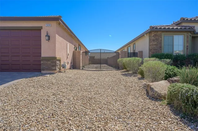 $424,500 | 2039 Port Royal Drive, Laughlin, NV 89029