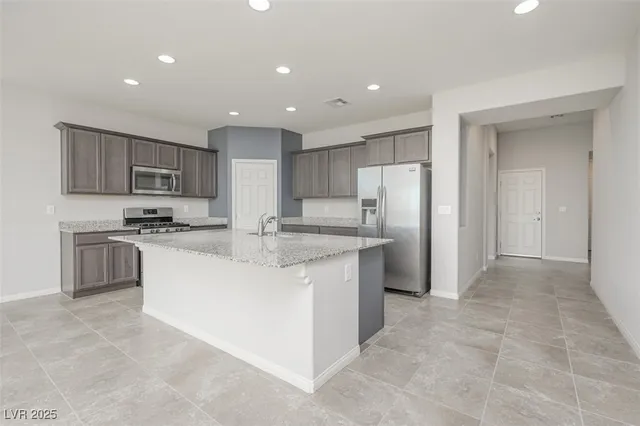 $424,500 | 2039 Port Royal Drive, Laughlin, NV 89029