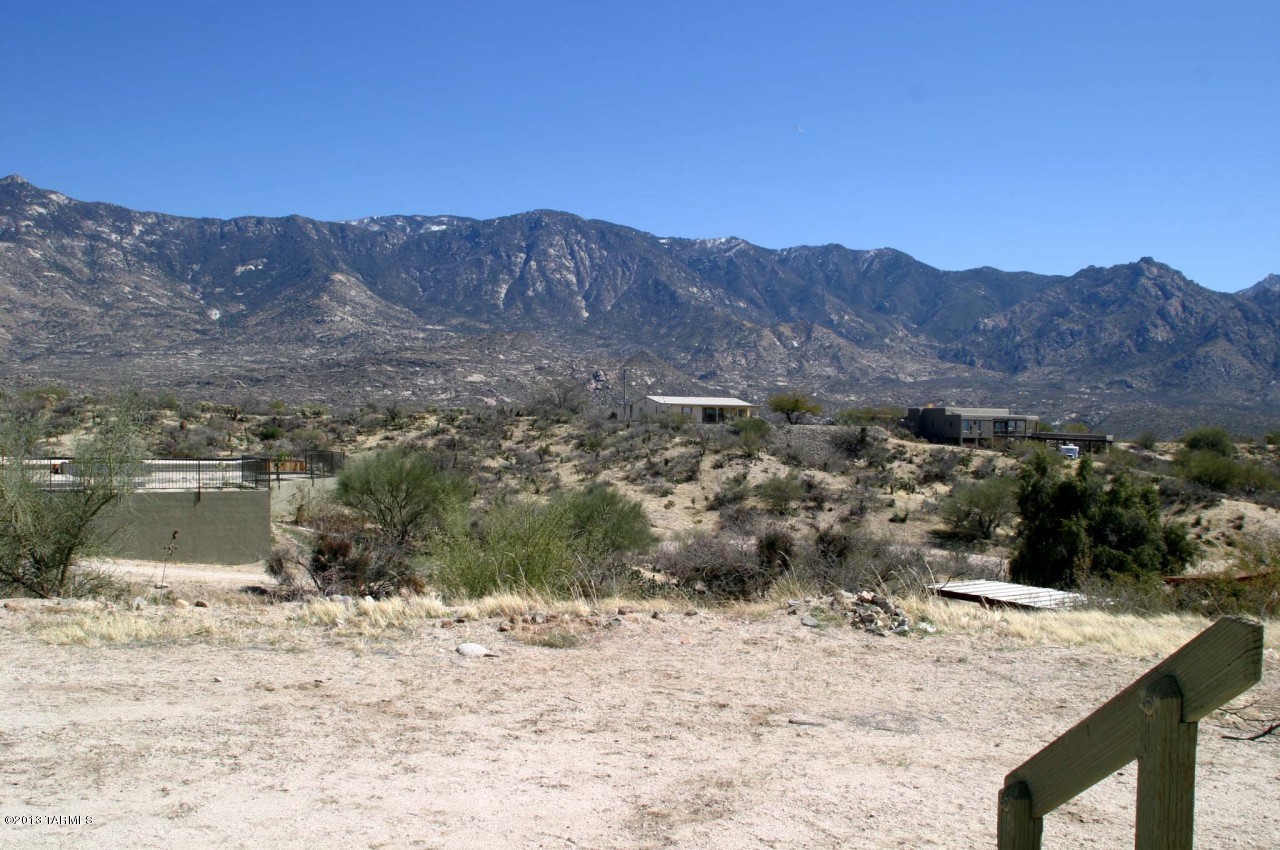 4605 East Trotter Road Tucson, AZ 85739 - Photo 1 of 8