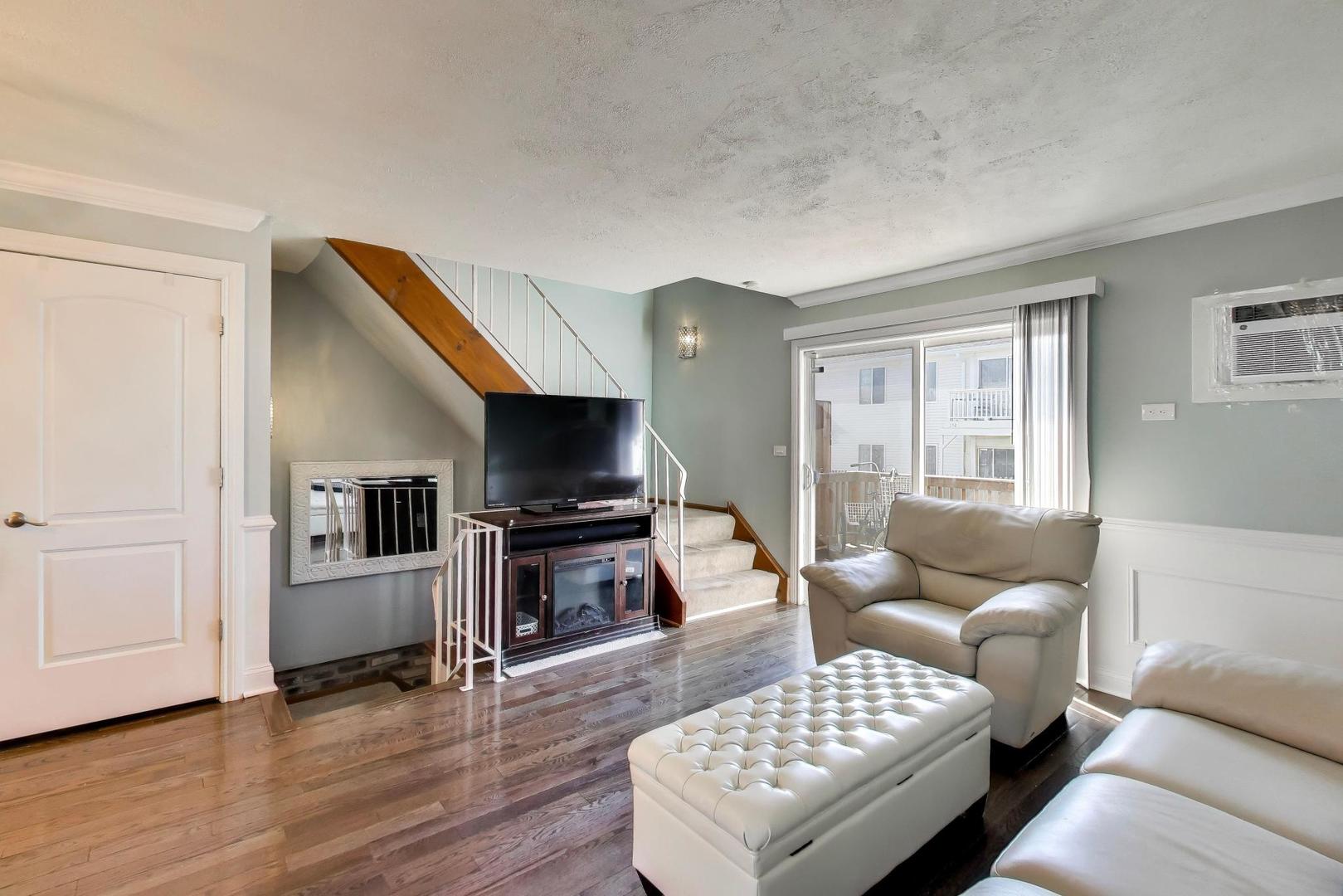 116 Raintree Court Aurora, IL 60504 - Photo 7 of 27